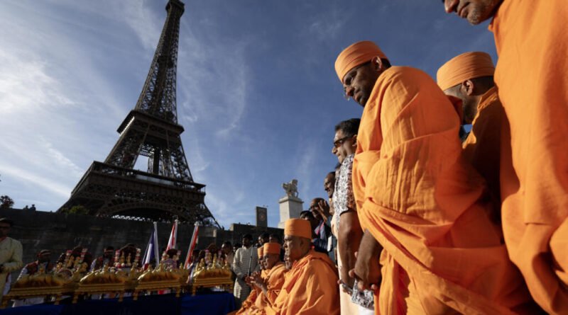 eiffel tower shut editorial analysis 2026