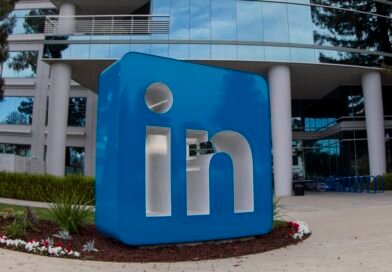 linkedin browsergate lawsuit, browser extension scanning privacy, linkedin anti scraping tools, teamfluence chrome plug-in, california class action standing editorial analysis 2026