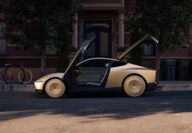 sell cybercabs by end of year, unsupervised full self-driving, nhtsa robotaxi investigation, transport as a service, autonomous fleet management editorial analysis 2026